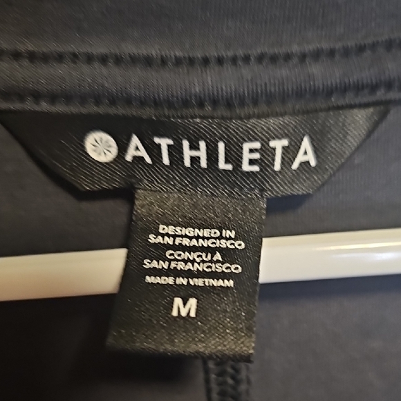 Athleta Scoop Neck Long Sleeve Top Gray T-Shirt Womens Activewear‎ - Picture 3 of 6